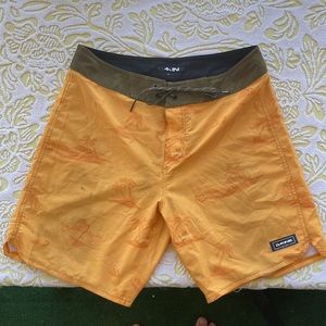 Dakine boardshorts size 30